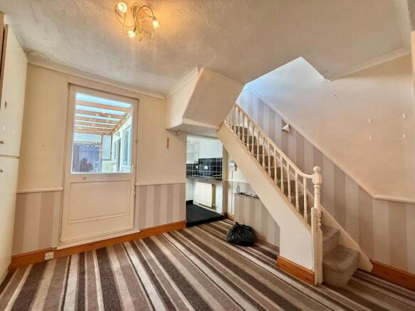 3 bed Terraced for sale Image 4
