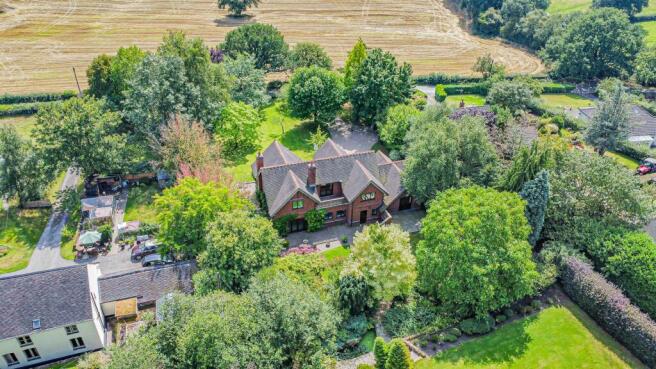 dji_fly_20250813_135230_670_1755089706240_photo_op