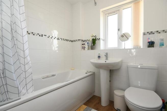 Bathroom.jpg