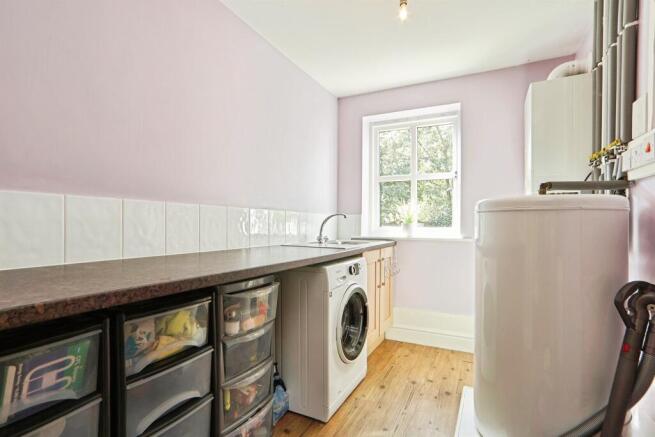 4 bed End of Terrace for sale Image 5