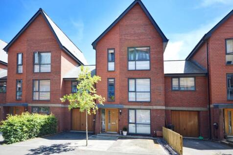 Trajectus Way, Keynsham, Bristol