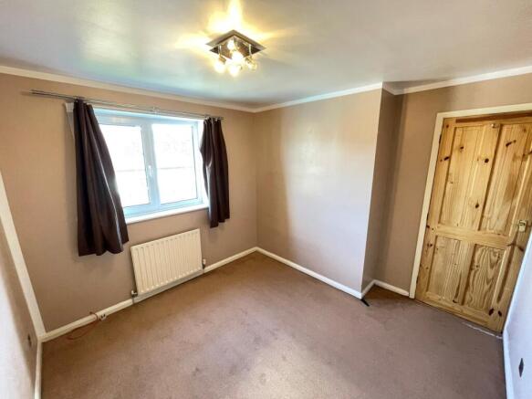 3 bed Terraced to rent Image 7