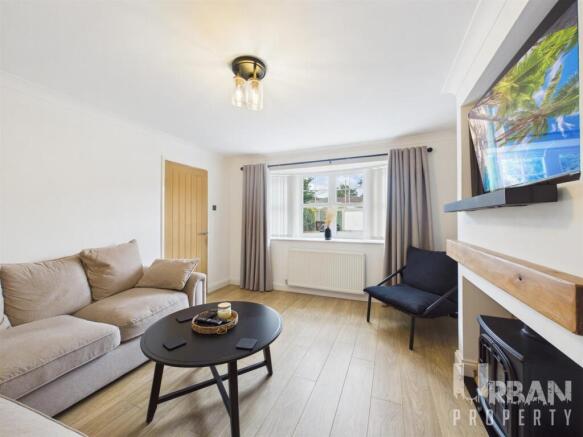 3 bed Semi-Detached for sale Image 7