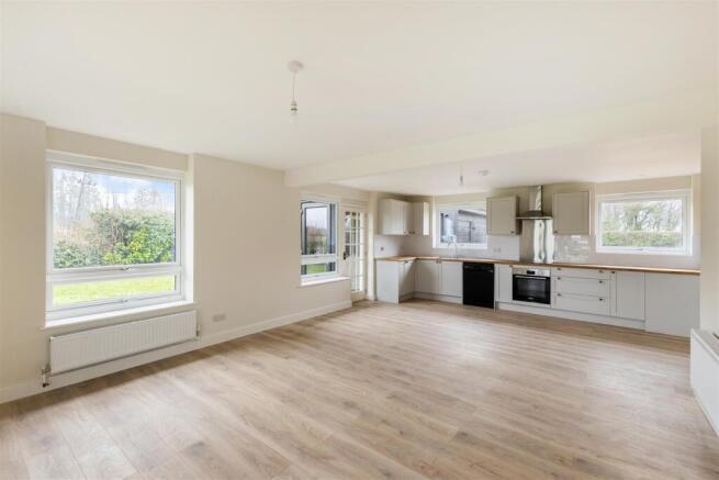 Sitting / Dining / Kitchen