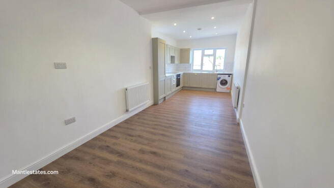 4 bed flat to rent East Barnet Road, New Barnet E
