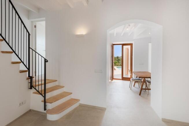Hall (2)
