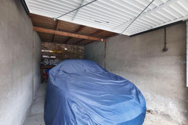 Garage 13, 2A St Fillan's Terrace, Edinburgh, EH10 5NH photo 4