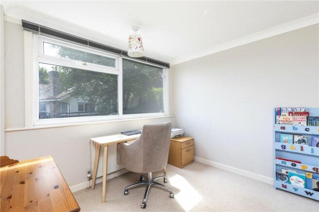 Bedroom/Office