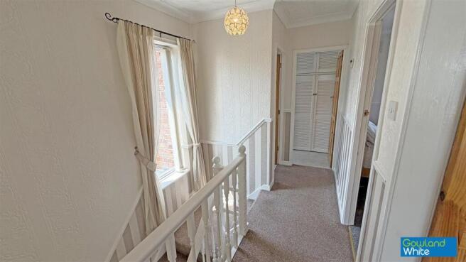 3 bed Semi-Detached for sale Image 12