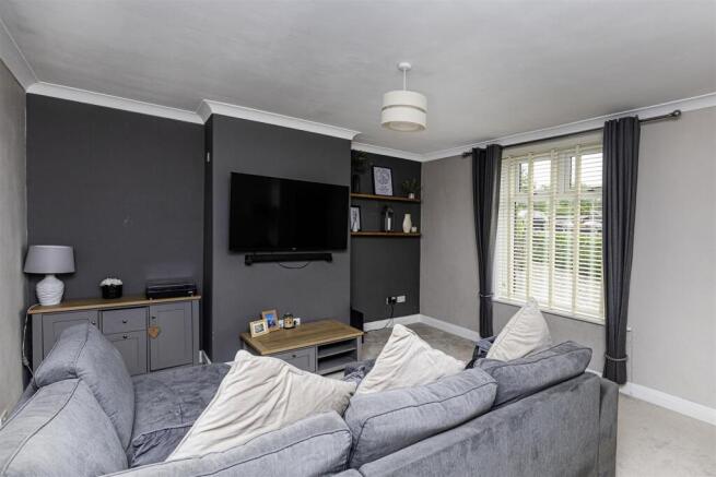 3 bed Semi-Detached for sale Image 5