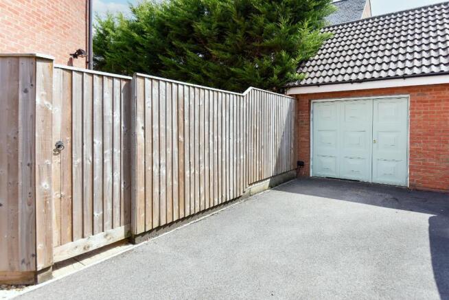 Garage & Driveway