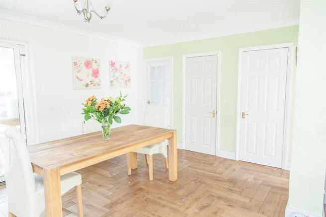 6 Withal Gardens32.j