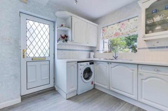3 bed Semi-Detached for sale Image 7