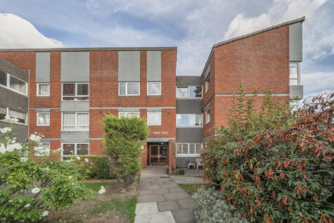 Cleanthus Close, London
