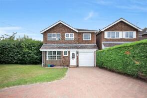53, Keats Way, Rushden NN10 6EE