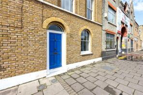 10, Sutton Street, London E1 0BB