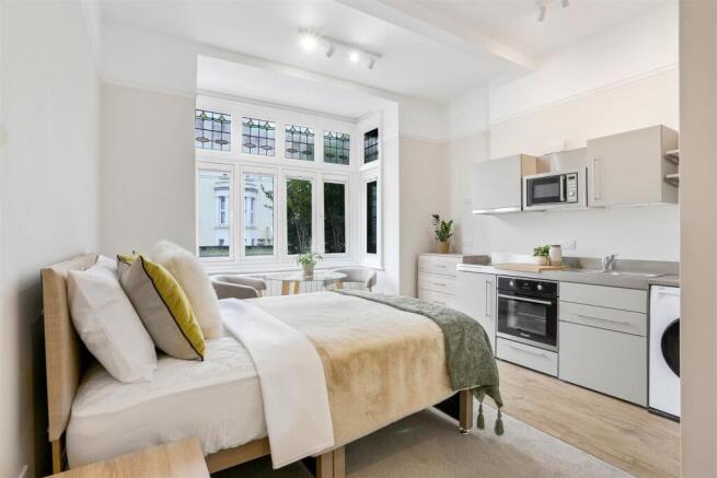 1508626323 - F1 - 6.jpg