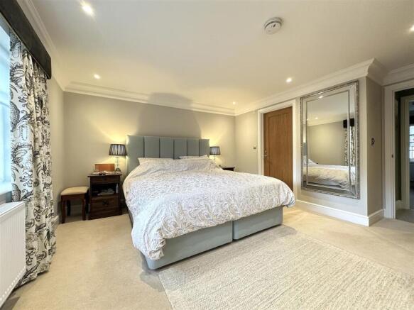 3 bed Detached for sale Image 7