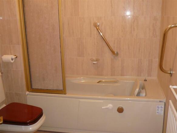 Photo 11