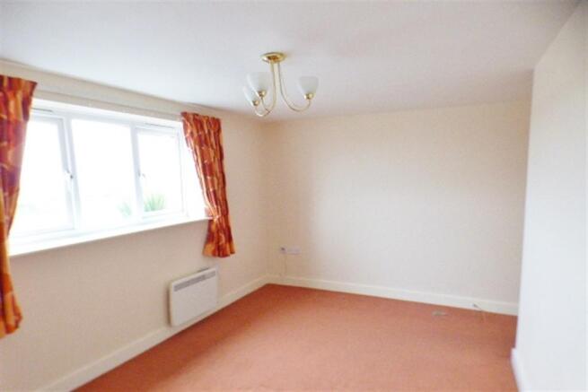 Bedroom 1 - 2