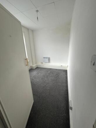 2 bed Semi-Detached for sale Image 6