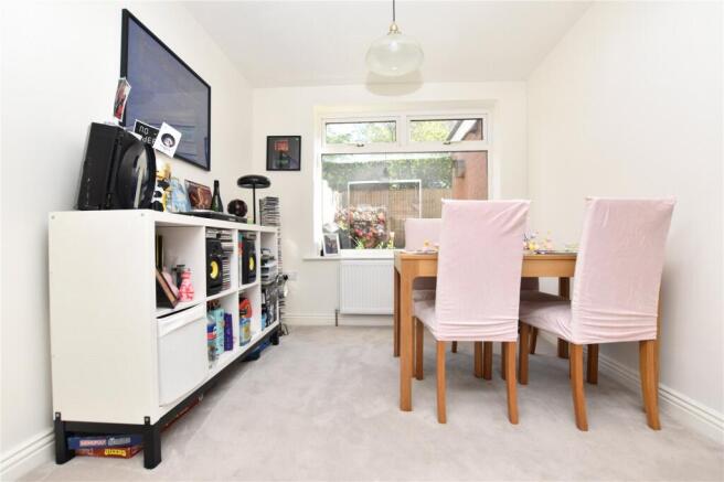 3 bed Semi-Detached for sale Image 4