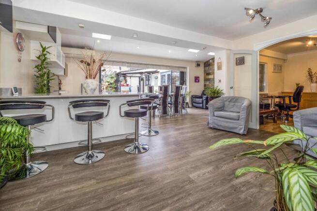 Breakfast Room