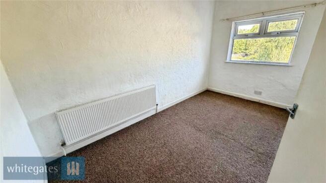 3 bed Terraced for sale Image 4