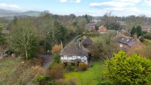 Bankside, Bell Lane, Midhurst GU29 0HU