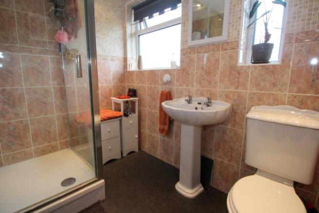 Shower Room / WC