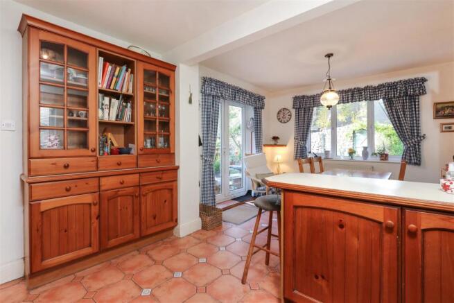 Kitchen Diner2.jpg