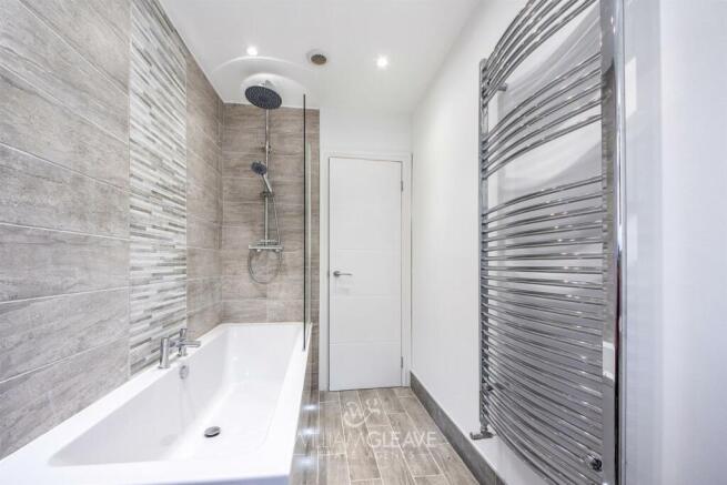 Bathroom (03).jpg