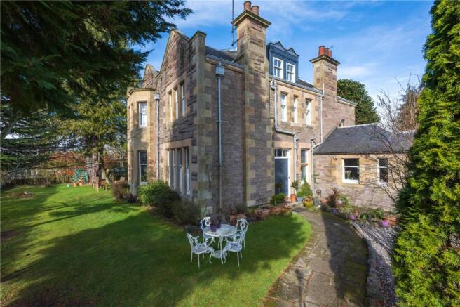 11 Tullylumb Entranc