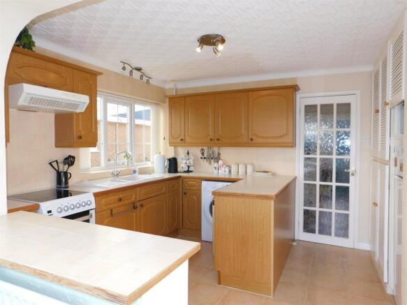 Kitchen 1