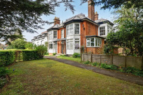 Flat 3, 79, London Road, Guildford GU1 1YT