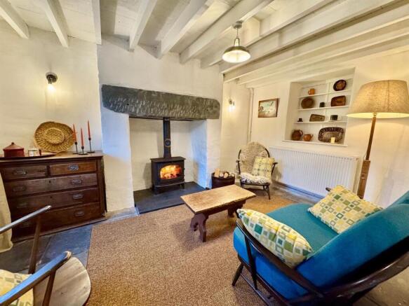 PHOTO-2025-11-25-22-01-08 (1).jpg