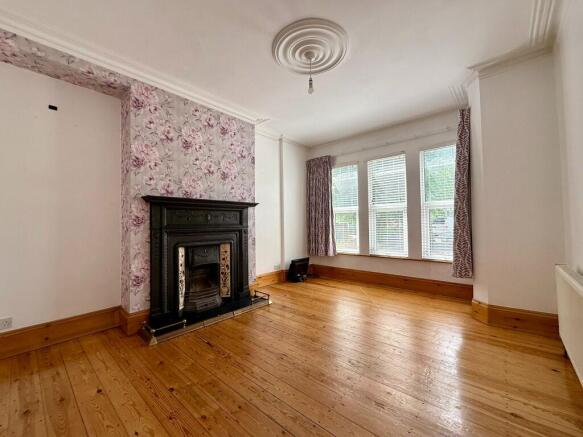 Ilfracombe Avenue, Southend-On-Sea, Essex, SS1 photo 4