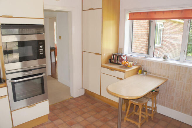 Photo 12