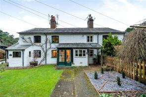 2, Stockbridge Cottages, Tilford Road, Tilford, Farnham GU10 2DD
