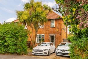 27, Benham Road, London W7 1AQ