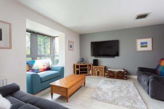 4 bed Town House for sale Image 9