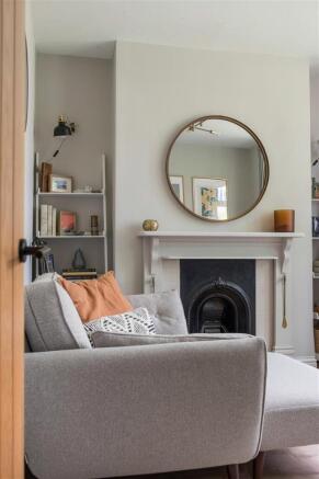 3 bed Semi-Detached for sale Image 5