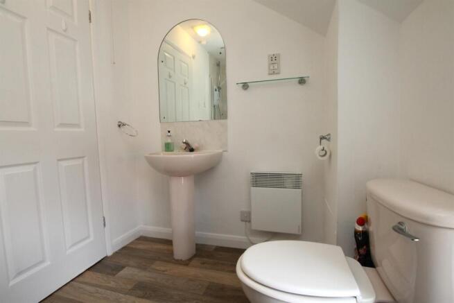 2 bed Apartment to rent Image 10