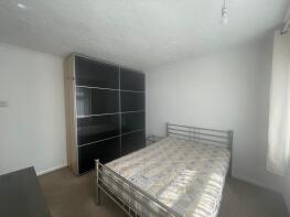 65, Vale Drive, Southampton SO18 4SW