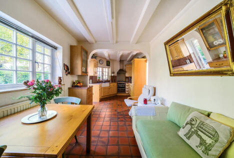 Goldsmith Lane, KINGSBURY, NW9
