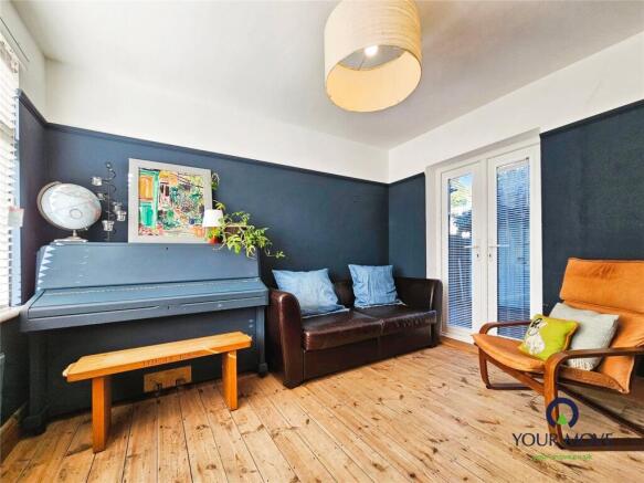 Dining Room/Bedroom