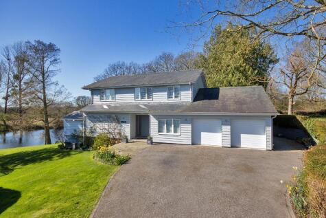 Theobalds, Hawkhurst, Kent, TN18 4AJ