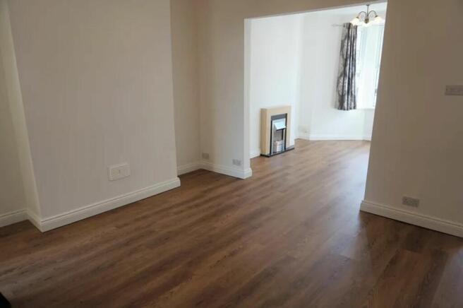 Living / Dining Area