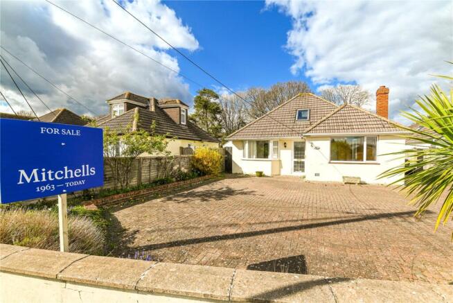 3-bed house on Hazelwood Avenue, New Milton, Hampshire, BH25, £519,950