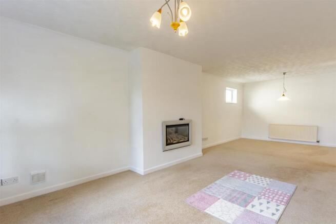 Living Room_DSC5993-HDR copy.jpg